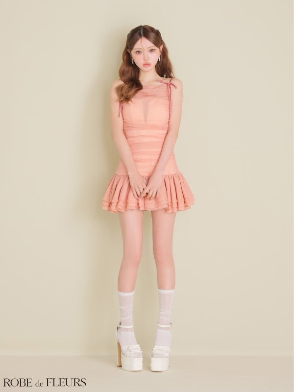 ピンク　モデル：いおり　身長：161cm　着用サイズ：Sサイズ