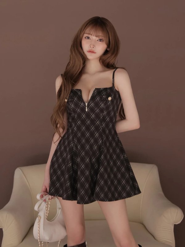 ブラウン　モデル：まみ　身長：161cm　着用サイズ：Sサイズ