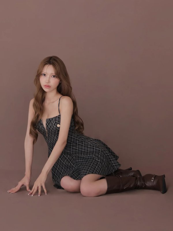 グレー　モデル：るり　身長：164cm　着用サイズ：Sサイズ