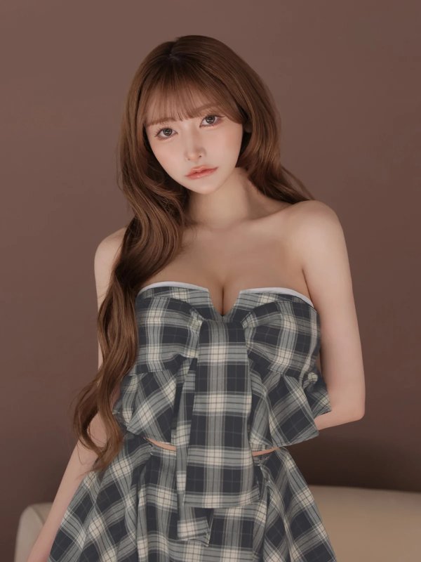 グレー　モデル：まみ　身長：161cm　着用サイズ：Sサイズ