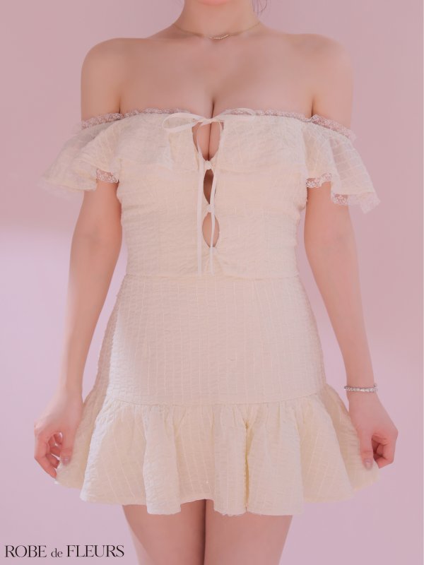 アイボリー　モデル：ももか　身長：156cm　着用サイズ：Sサイズ