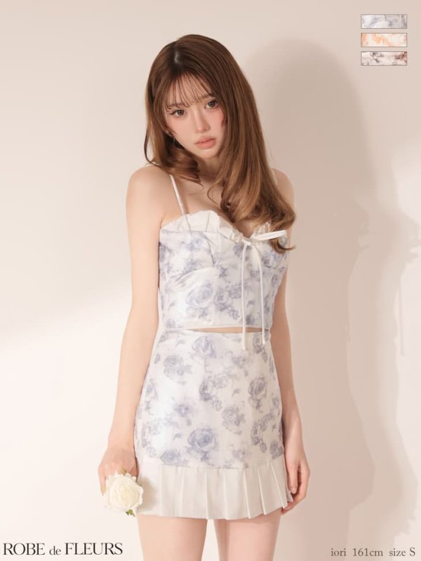ブルー モデル：ゆりお　身長：165cm　着用サイズ：Sサイズ