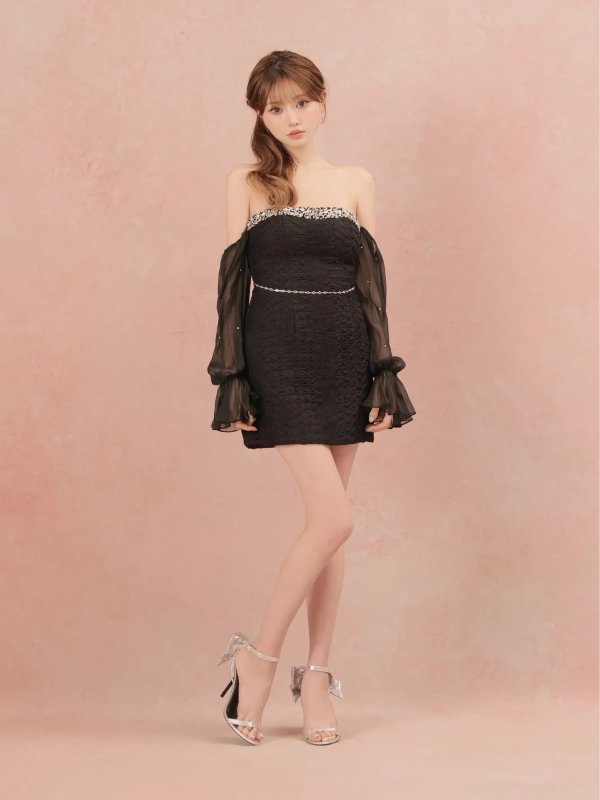 モデル：いおり　身長：161cm　着用サイズ：Sサイズ