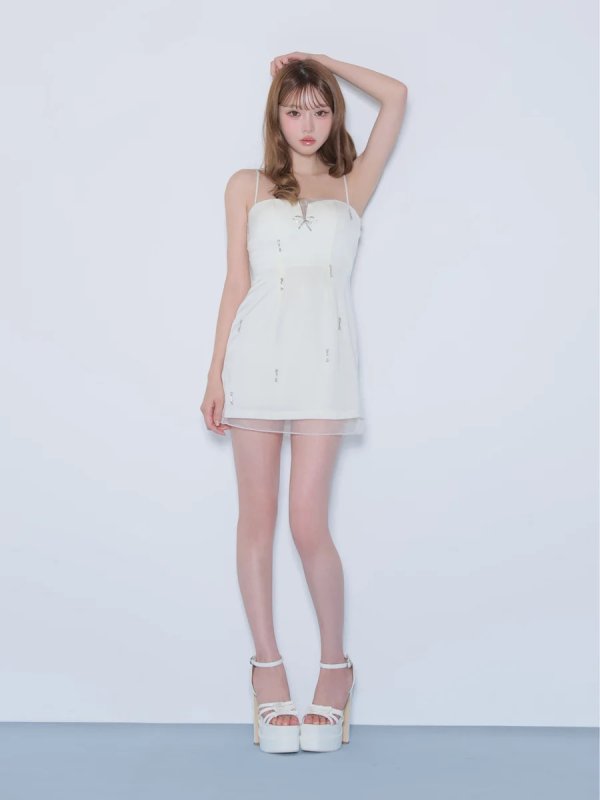 アイボリー　モデル：いおり　身長：161cm　着用サイズ：Sサイズ
