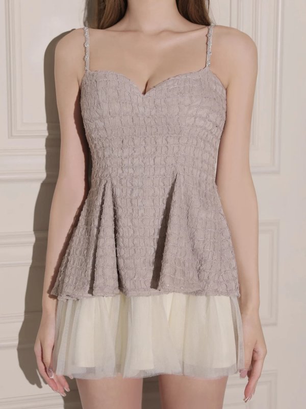 ベージュxアイボリー　モデル：るり　身長：165cm　着用サイズ：Sサイズ
