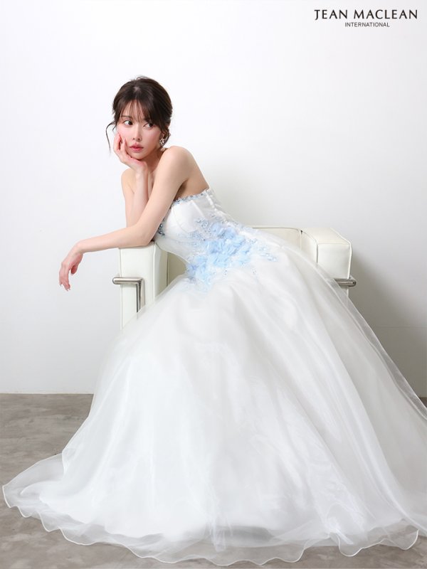 ホワイト　モデル：ゆめ　身長：160cm　着用サイズ：Mサイズ