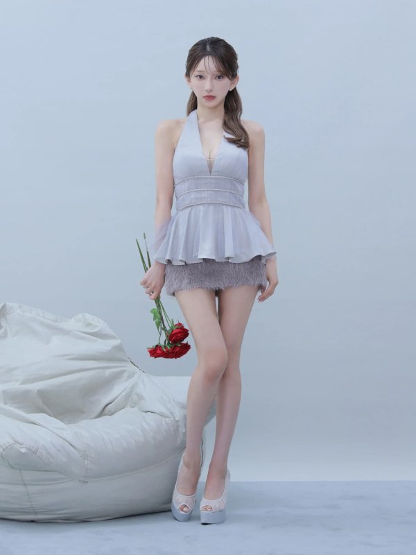 グレー　モデル：はな　身長：159cm　着用サイズ：Sサイズ