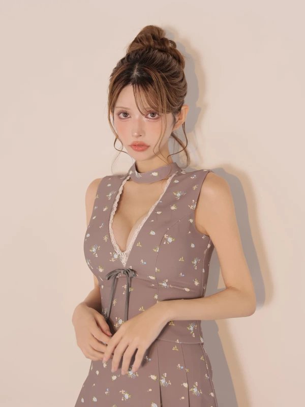 グレー　モデル：まりん　身長：164cm　着用サイズ：Sサイズ