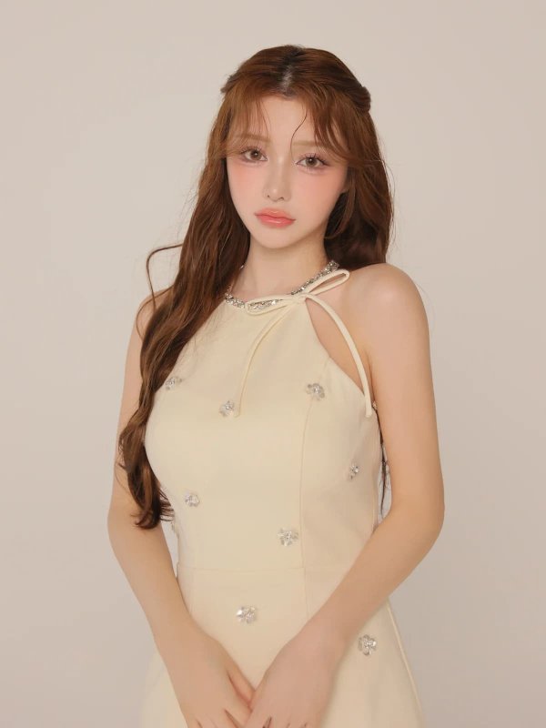 アイボリー　モデル：ももか　身長：156cm　着用サイズ：Sサイズ