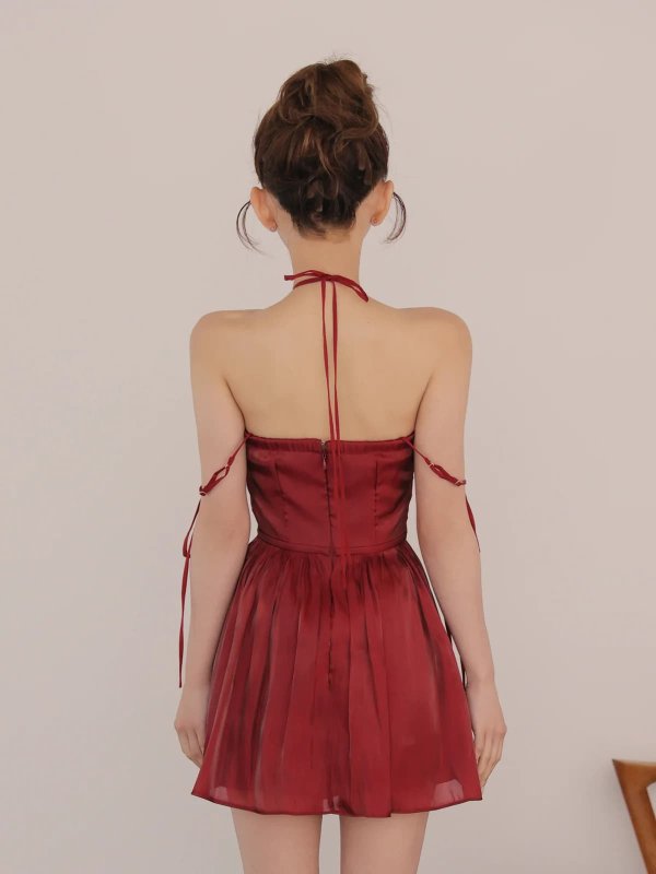 ワインレッド　モデル：はな　身長：159cm　着用サイズ：Sサイズ