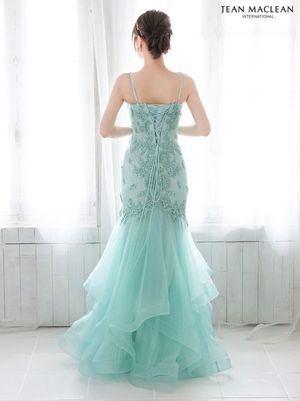 グリーン モデル:ゆめ 身長:160cm:Mサイズ