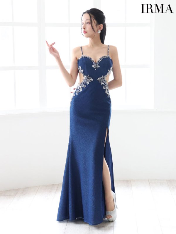 ブルー モデル：まおちゃる　身長：158cm　着用サイズ：Mサイズ