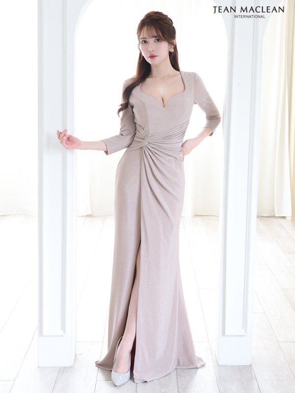 シャンパン モデル：ゆめ　身長：160cm　着用サイズ：Mサイズ