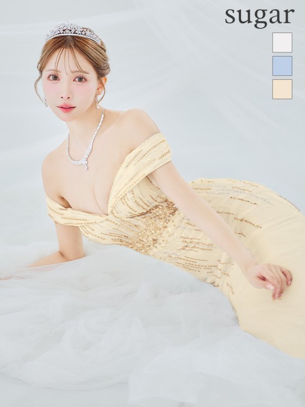 シャンパン モデル：三上悠亜　身長：159cm　着用サイズ：Mサイズ