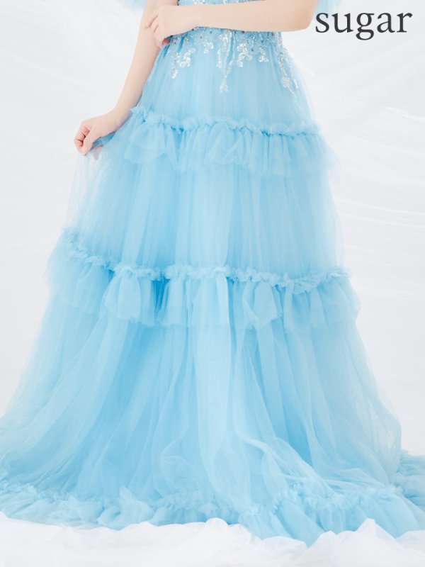 ブルー モデル:三上悠亜 身長:159cm 着用サイズ:Sサイズ