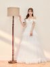 ホワイト　モデル：るりぴ　身長：165cm　着用サイズ：Sサイズ