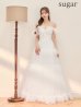 ホワイト　モデル：るりぴ　身長：165cm　着用サイズ：Sサイズ