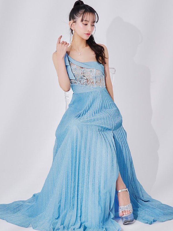 スカイブルー　モデル：まおちゃる　身長：158cm　着用サイズ：Sサイズ