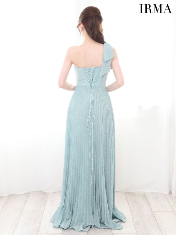 シルバーブルー　モデル：ゆめ　身長：160cm　着用サイズ：Mサイズ