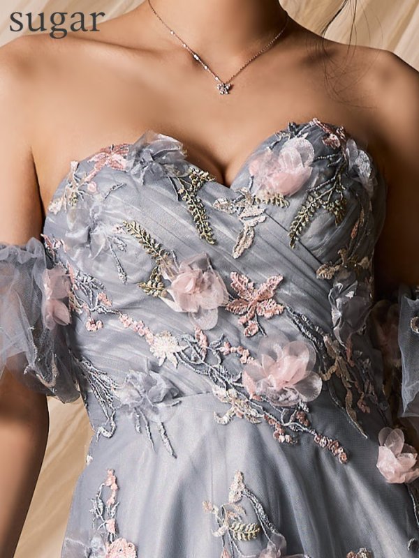 グレー モデル：ゆりお　身長：165cm　着用サイズ：Mサイズ