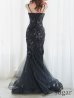 ブラック　モデル：真優川咲　身長：158cm　着用サイズ：Mサイズ
