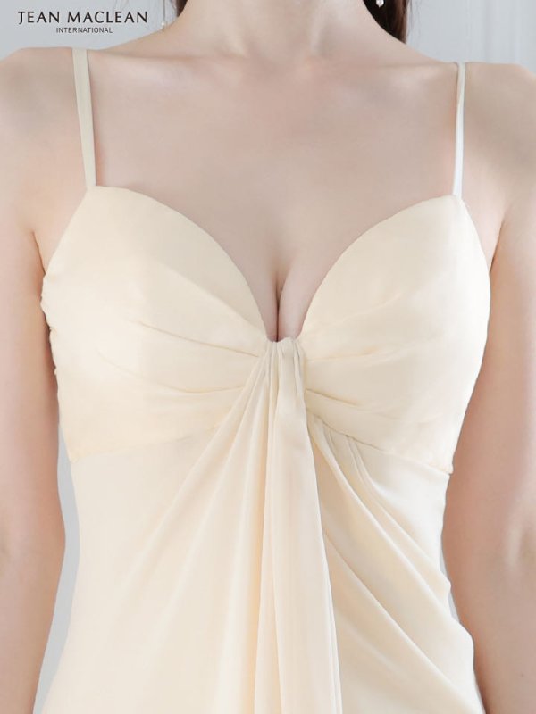 シャンパン モデル：ゆめ　身長：160cm　着用サイズ：Sサイズ