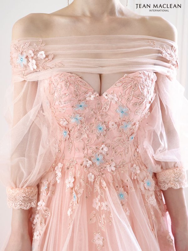 コーラルピンク モデル：ゆめ　身長：160cm　着用サイズ：Mサイズ