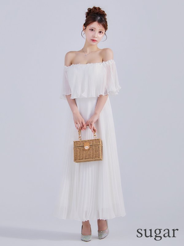 ホワイト モデル：ももか　身長：156cm　着用サイズ：Sサイズ