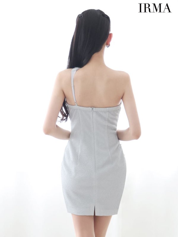 シルバー モデル：まおちゃる　身長：158cm　着用サイズ：Sサイズ