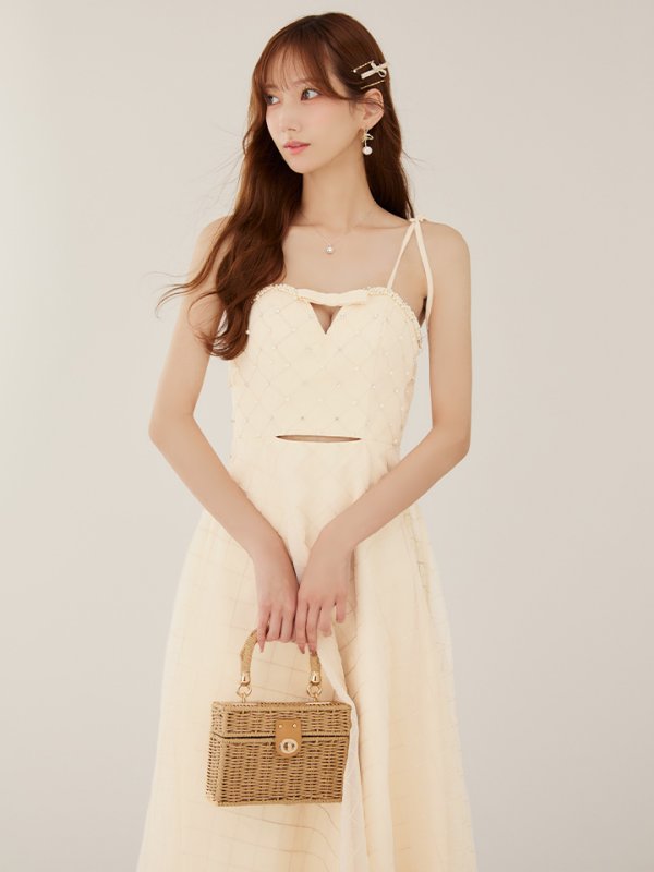 シャンパン　モデル：あすか　身長：170cm　着用サイズ：Sサイズ