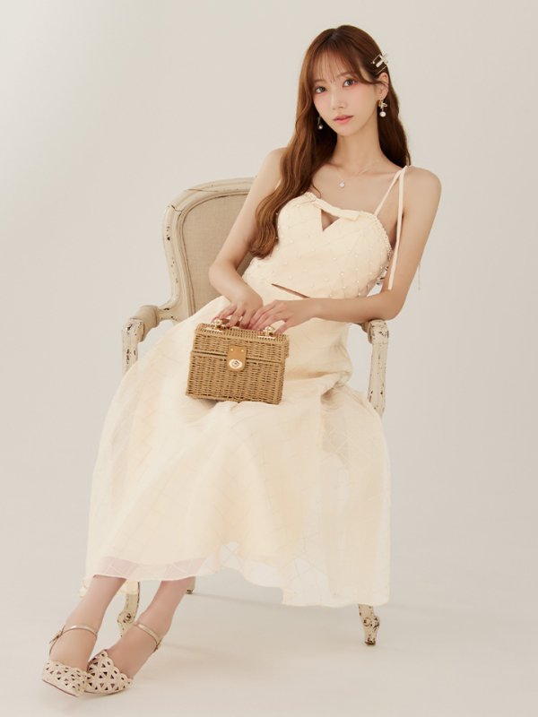 シャンパン　モデル：あすか　身長：170cm　着用サイズ：Sサイズ