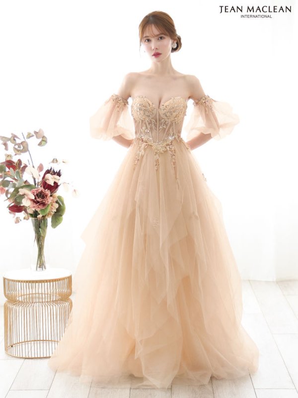 シャンパンゴールド　モデル：ゆめ　身長：160cm　着用サイズ：Mサイズ