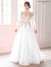 ホワイト モデル：ゆめ　身長：160cm　着用サイズ：Mサイズ