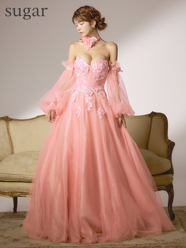 ピンクベージュ モデル：まりん　身長：164cm　着用サイズ：Sサイズ