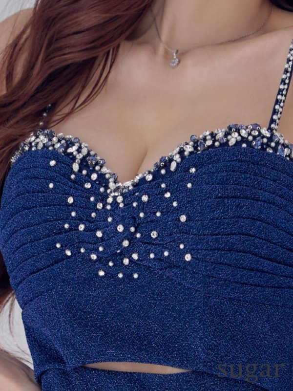 ダークブルー モデル：真優川咲　身長：158cm　着用サイズ：Sサイズ