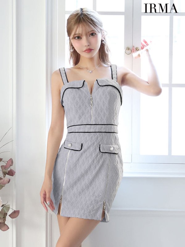 グレー モデル：如月れい　身長：156cm　着用サイズ：Sサイズ