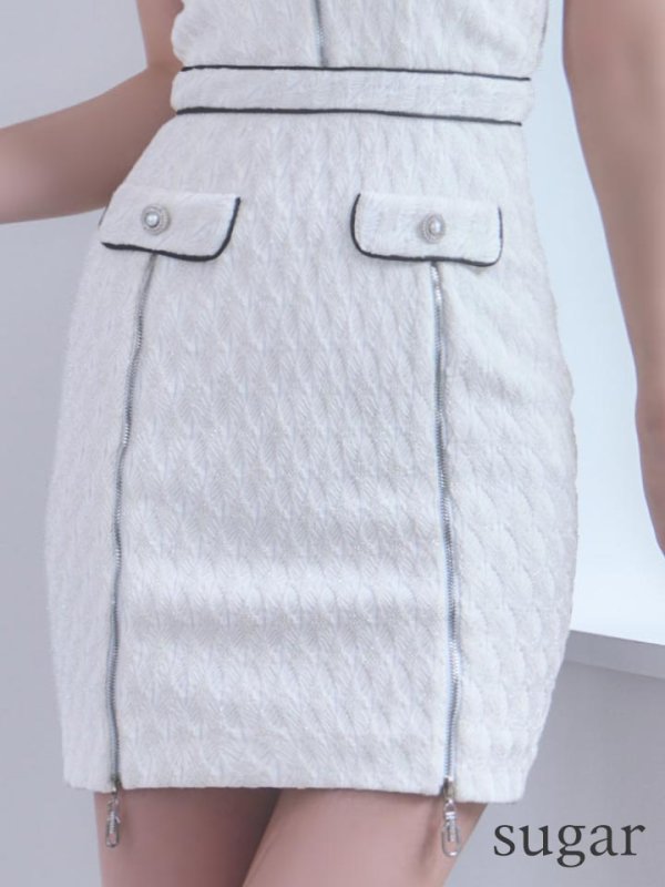 ホワイト モデル：ゆめ　身長：160cm　着用サイズ：Sサイズ