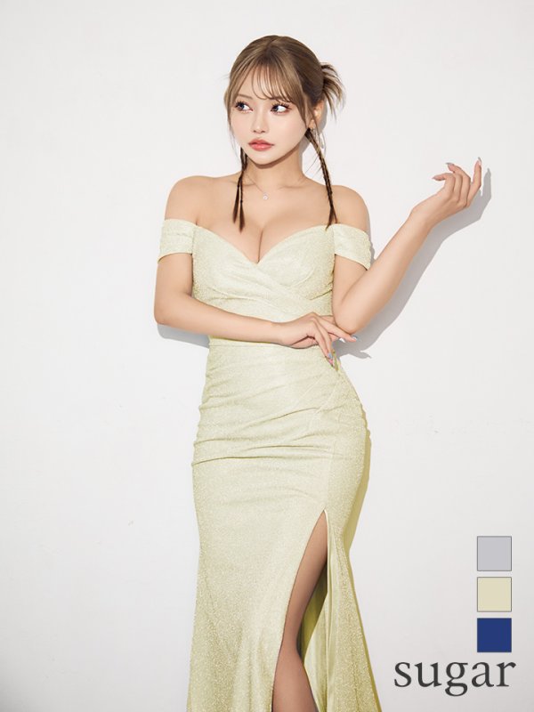 シャンパン モデル：如月れい　身長：156cm　着用サイズ：Sサイズ