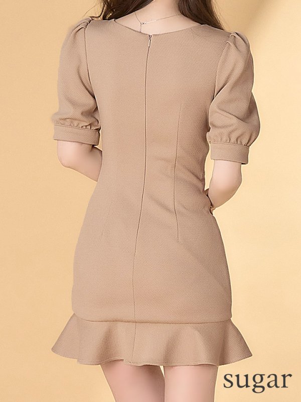 ベージュ モデル：ゆめ　身長：160cm　着用サイズ：Sサイズ