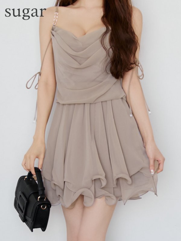 グレージュ　モデル：ももか　身長：156cm　着用サイズ：Sサイズ