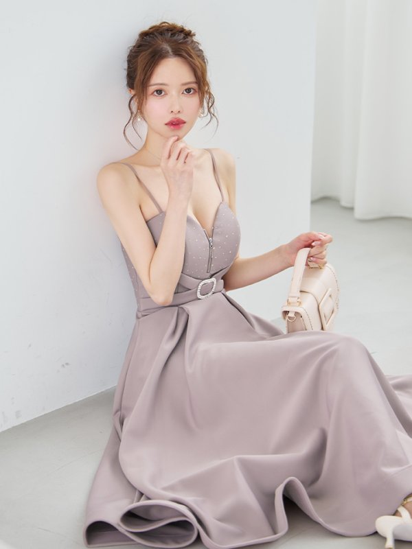 グレイッシュモーヴ モデル：ゆめ　身長：160cm　着用サイズ：Sサイズ