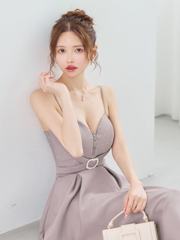 グレイッシュモーヴ モデル：ゆめ　身長：160cm　着用サイズ：Sサイズ