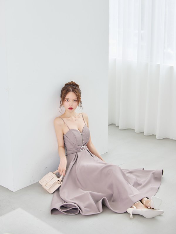 グレイッシュモーヴ モデル：ゆめ　身長：160cm　着用サイズ：Sサイズ