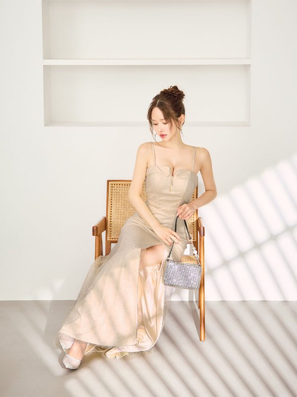 シャンパン モデル：ゆめ　身長：160cm　着用サイズ：Sサイズ