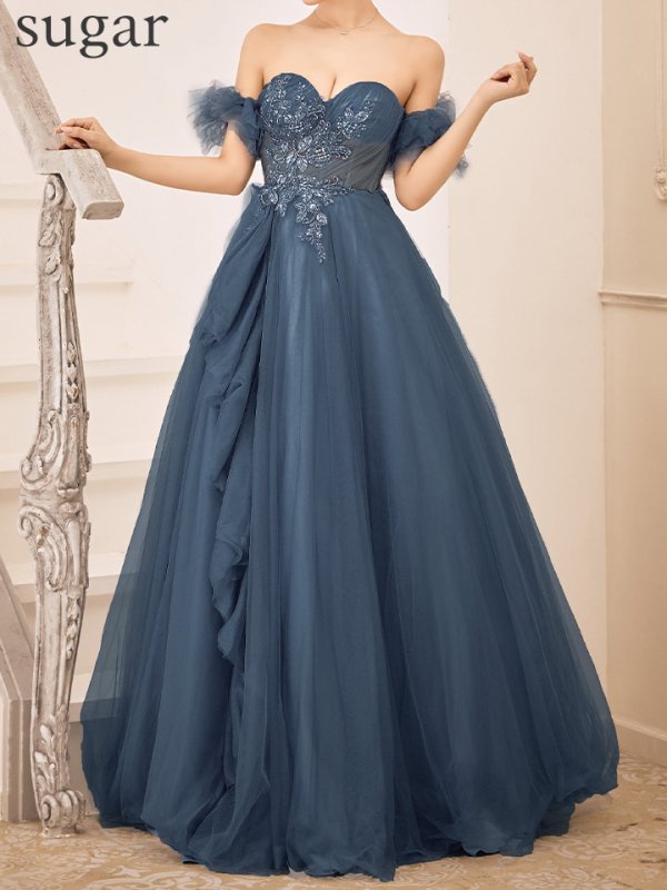 ダスティーブルー　モデル：三上悠亜　身長：159cm　着用サイズ：Sサイズ