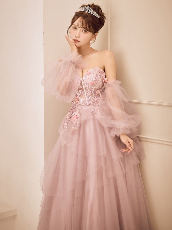 グレージュピンク　モデル：三上悠亜　身長：160cm　着用サイズ：Mサイズ