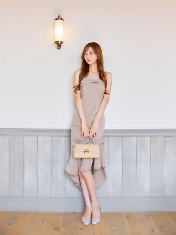 グレージュ モデル:あすか 身長:170cm 着用サイズ:Sサイズ