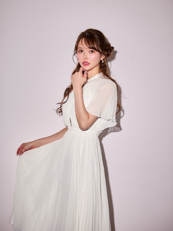 ホワイト　モデル：ゆめ　身長：160cm　着用サイズ：Sサイズ