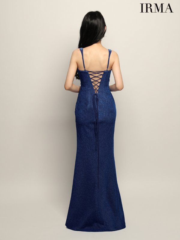 ダークブルー モデル：まおちゃる　身長：158cm　着用サイズ：Mサイズ