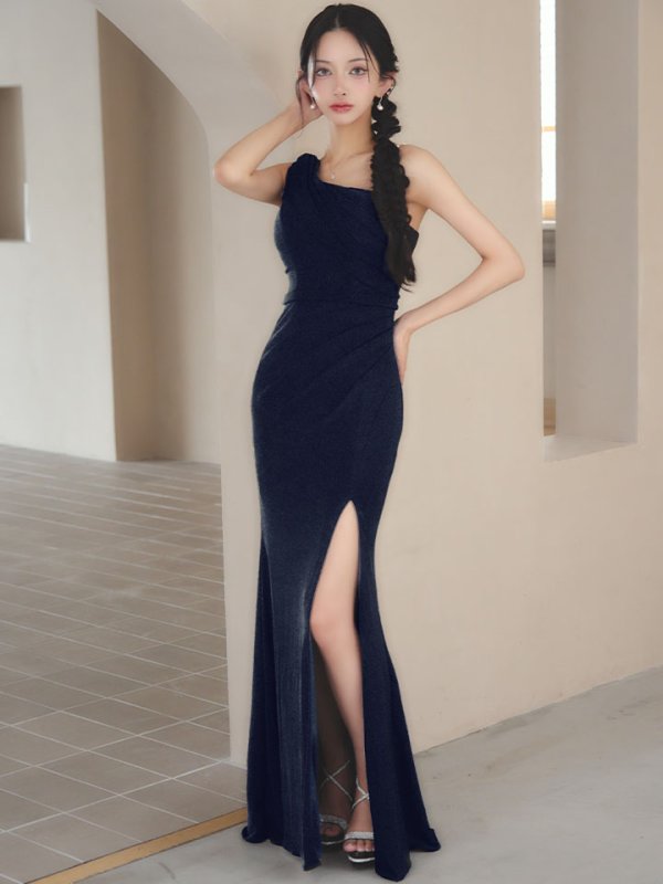 ネイビー モデル：まおちゃる　身長：158cm:Mサイズ